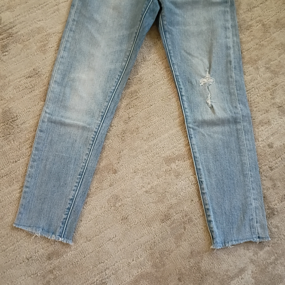 Levi's Wedgie Skinny Distressed Button Fly High Rise Jeans - Picture 3 of 7